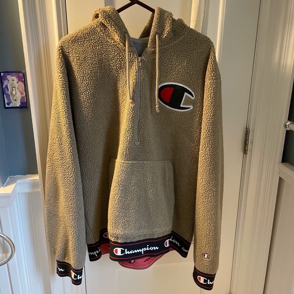 Champion Fur Hoodie - Mens XL